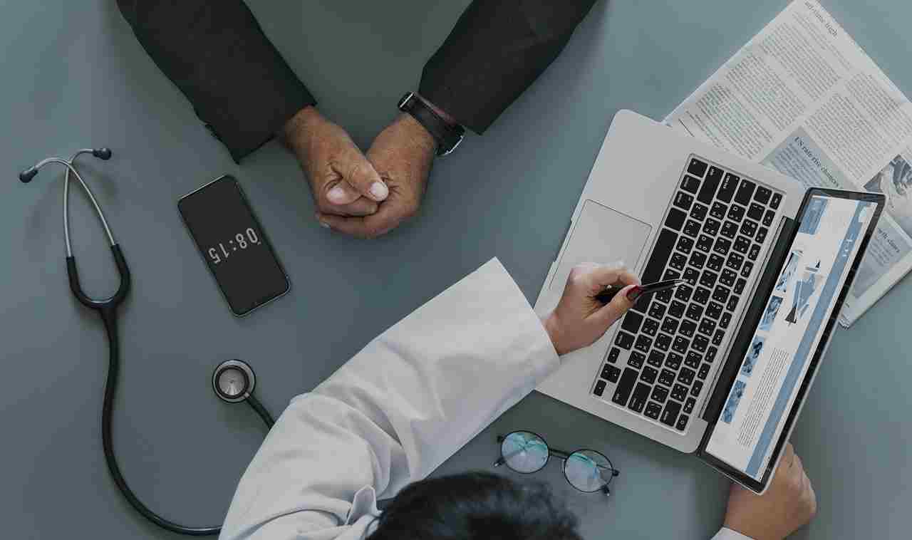 激光焊接医学领域应用，激光技术在医疗领域的应用探讨